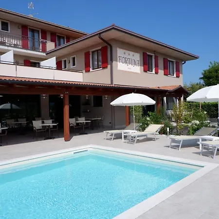 Fortuna Hotel 3*
